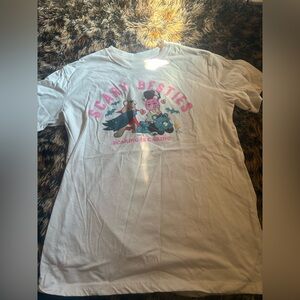 White 'Scary Besties' Graphic T-Shirt